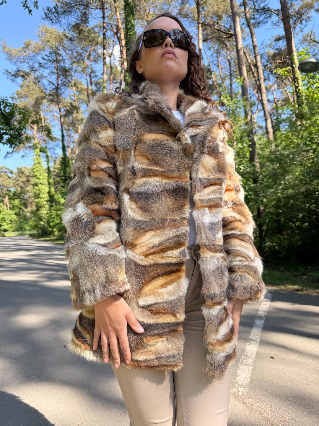 Fox Fur Jacket with Fox Paws, Real Fox Fur, Soft Fur, Vintage Style Women's Outerwear, Red Fox Fur Coat, Unique Design, Rare Find Fox Coat