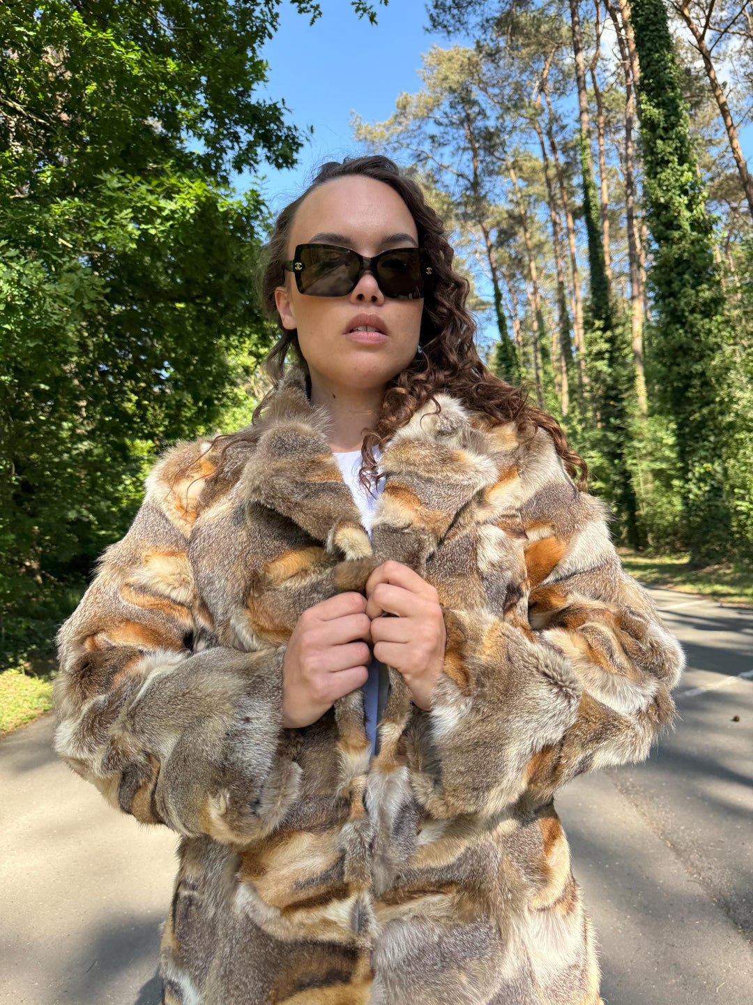 Fox Fur Jacket with Fox Paws, Real Fox Fur, Soft Fur, Vintage Style Women's Outerwear, Red Fox Fur Coat, Unique Design, Rare Find Fox Coat