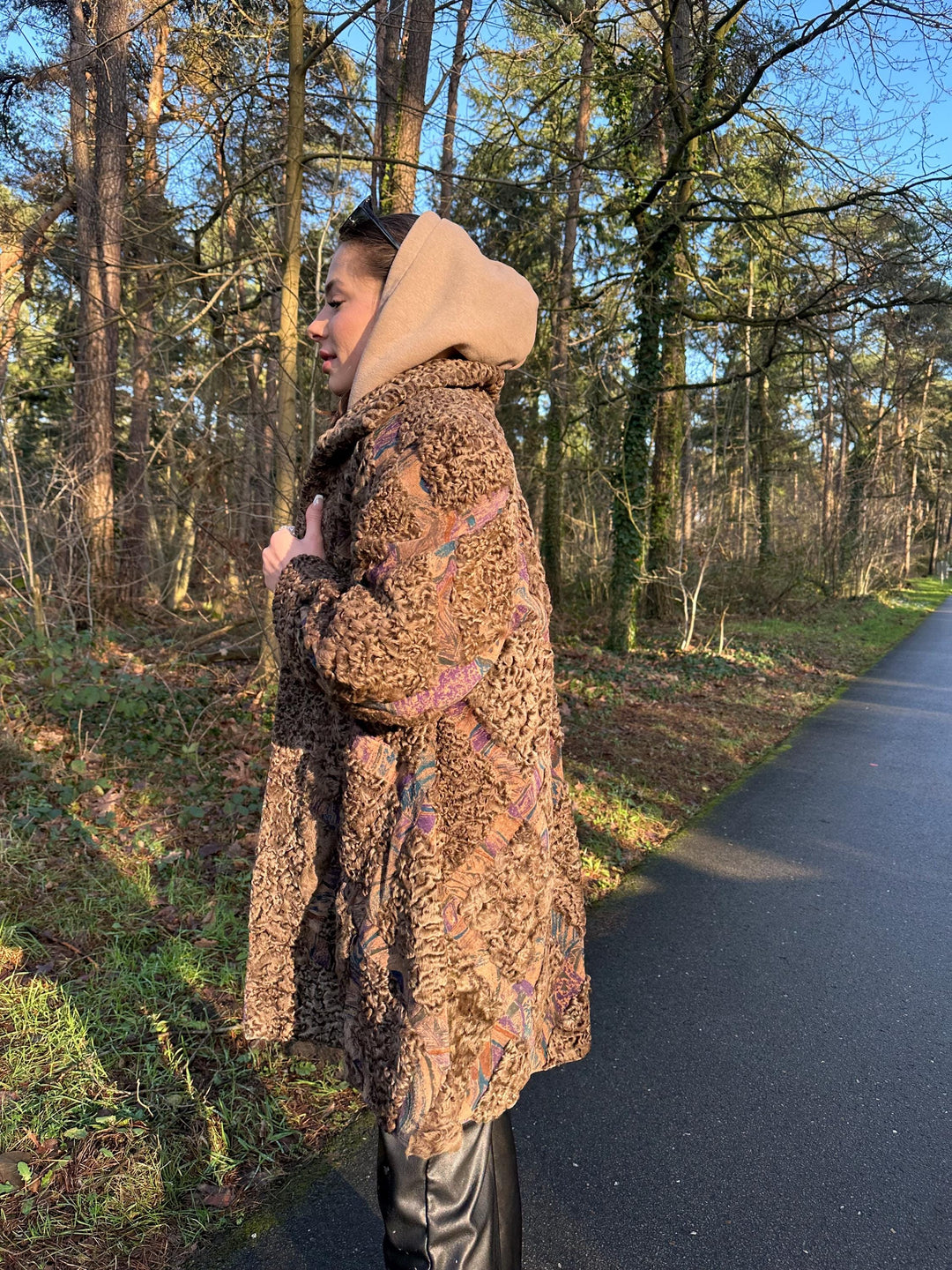 Astrakhan Mink Fur Coat with Designed Leather, XXL Size, Golden Brown Color, Soft and Rare Find, Great Condition, Luxurious Womens Outerwear