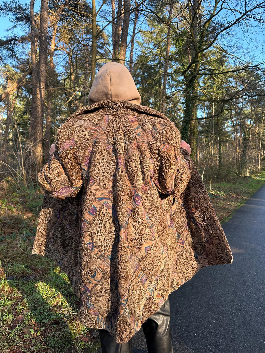 Astrakhan Mink Fur Coat with Designed Leather, XXL Size, Golden Brown Color, Soft and Rare Find, Great Condition, Luxurious Womens Outerwear