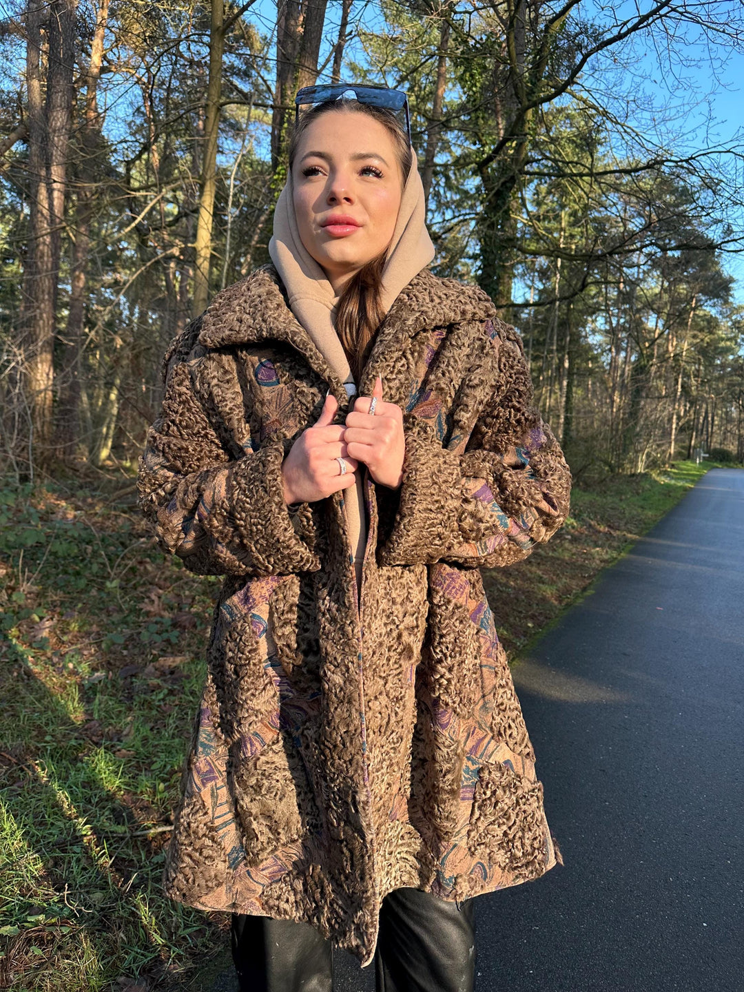 Astrakhan Mink Fur Coat with Designed Leather, XXL Size, Golden Brown Color, Soft and Rare Find, Great Condition, Luxurious Womens Outerwear