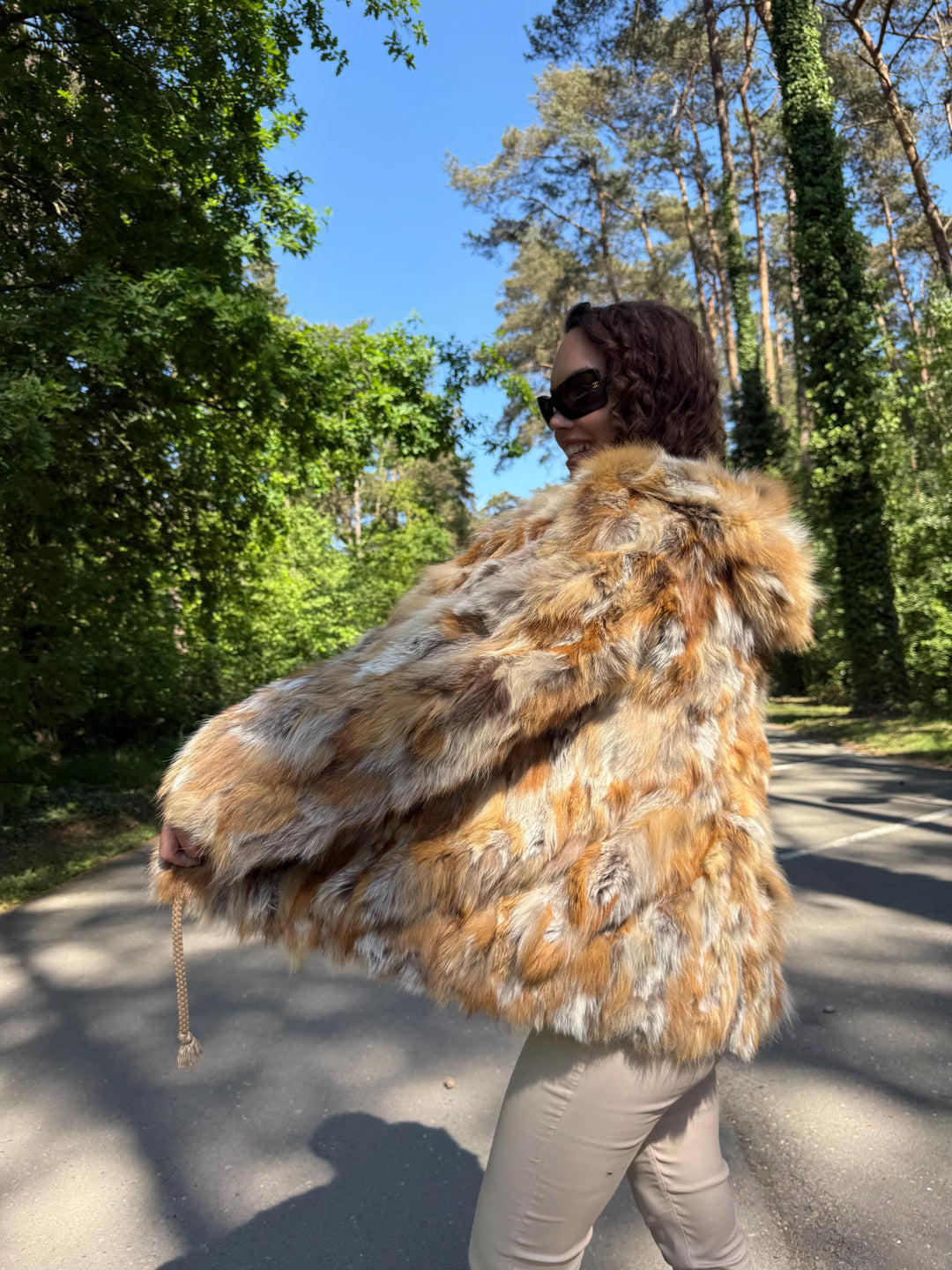 Hooded Medium Red Fox Fur Coat with Golden Lining, Real Fox Fur, Soft Fur, Vintage Style Women's Outerwear, Red Fox Fur Coat, Fox Fur Coat