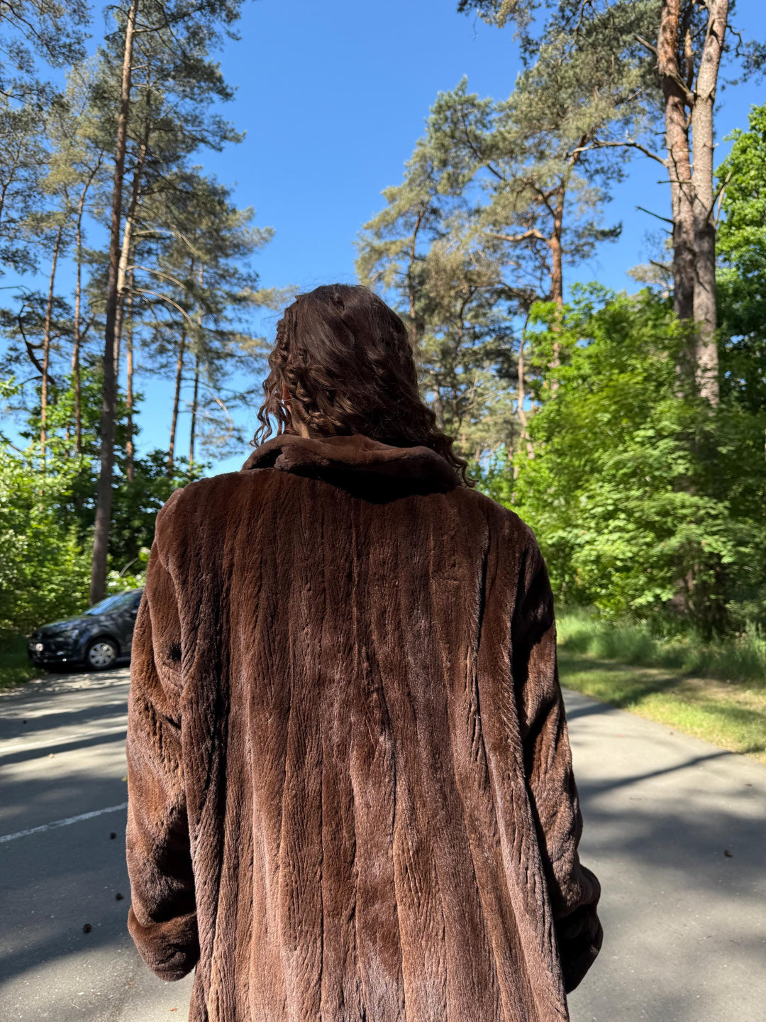 Light Brown Sheared Mink Fur Coat, 3XL Super Soft Fur, Light Shiny Finish, Full-Length Elegant Design, Excellent Condition, Warm & Luxurious