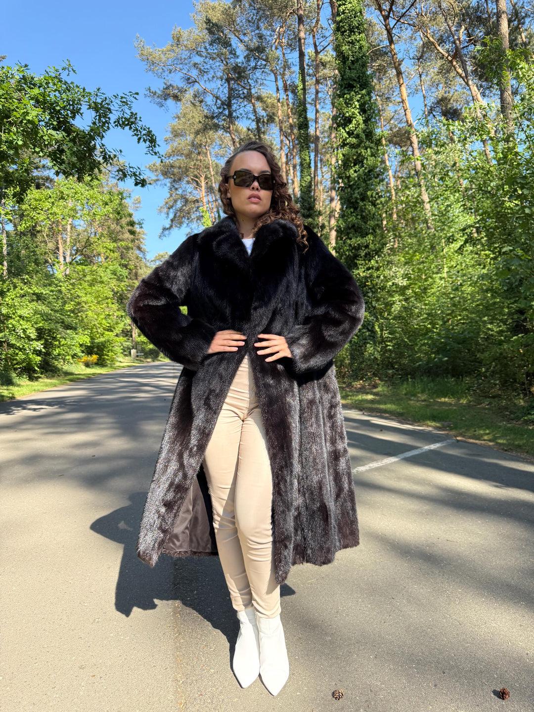 Brown Mink Fur Coat, Medium Size, High Quality Fur Coat, Long Luxury Fur Coat, Elegant Outerwear, Soft & Thick Fur Coat, Vintage Fur Coat