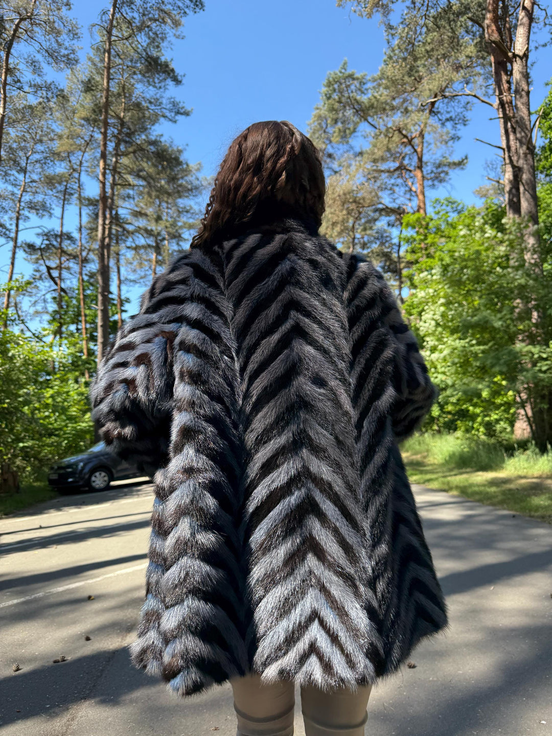 M/L Mink Jacket Dyed in Blue and Black Color,  Soft & Luxurious, Rare Find Fur Outerwear, Eye Catching Design, Thick Mink Jacket, Real Fur