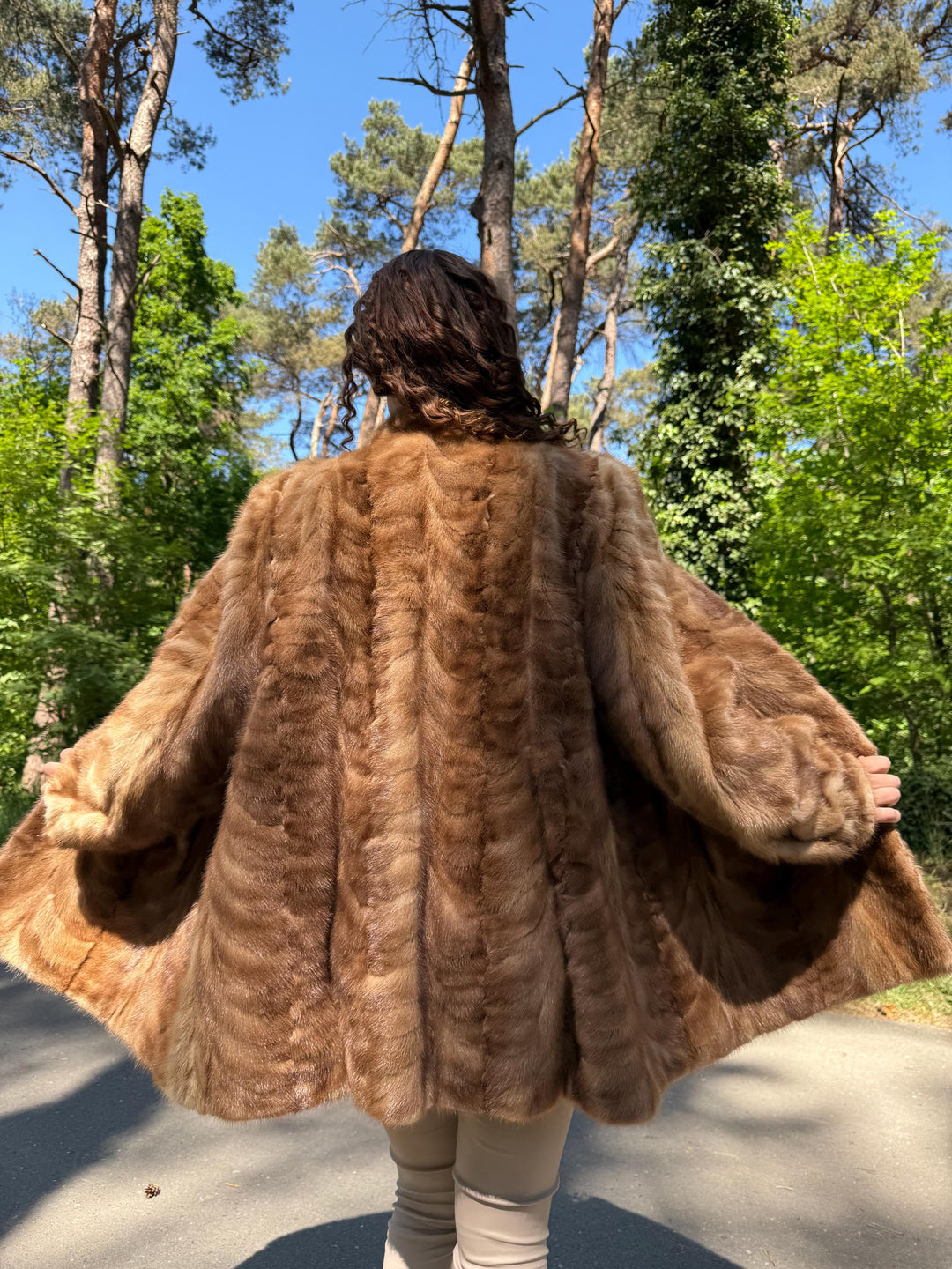 Brown Pastel Mink Fur Jacket, 3XL Size, Soft and Thick Mink Fur, Luxurious and Elegant Outerwear, Genuine Mink Fur, Classic Fashion Style