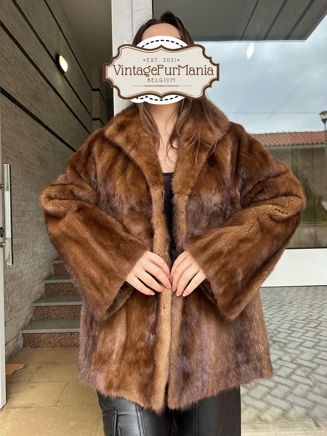 Brown Mink Jacket in Medium Size, Genuine Mink Fur, Warm & Soft Fur Jacket, Classic Vintage Style, Rare Find Fur Jacket, Soft and Thick Mink