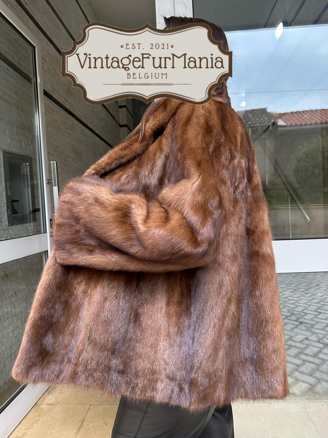 Brown Mink Jacket in Medium Size, Genuine Mink Fur, Warm & Soft Fur Jacket, Classic Vintage Style, Rare Find Fur Jacket, Soft and Thick Mink