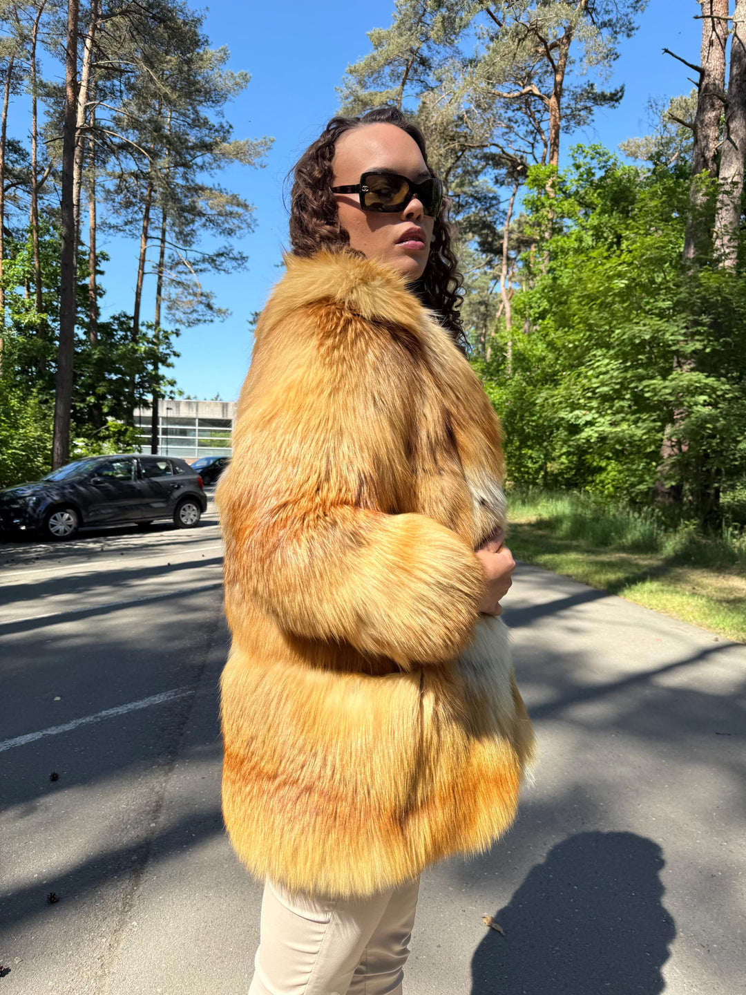 Red Canadian Fox Fur Jacket Small – Real Soft and Fluffy Fur, Natural Warmth, Vintage Style with Eye-Catching Look, Cozy & Stylish Outerwear
