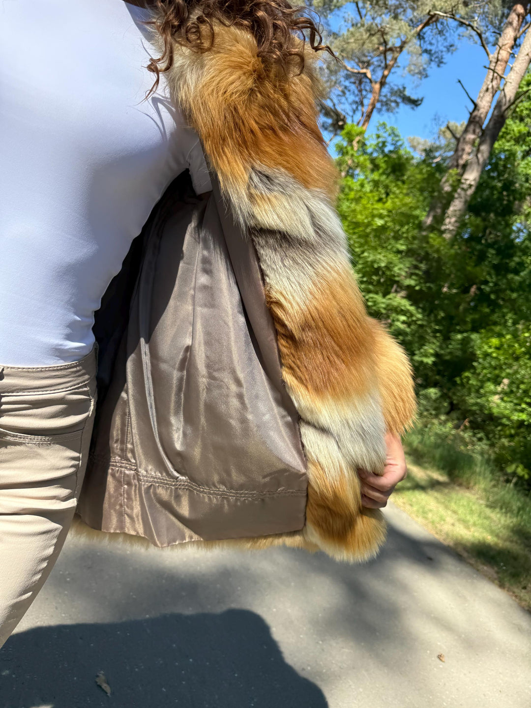 Red Canadian Fox Fur Jacket Small – Real Soft and Fluffy Fur, Natural Warmth, Vintage Style with Eye-Catching Look, Cozy & Stylish Outerwear