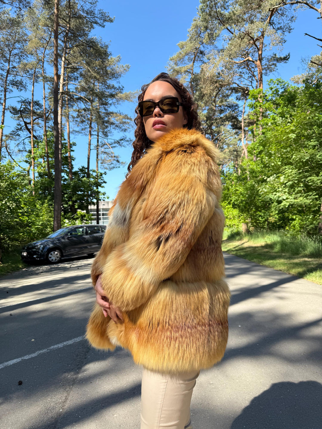 Red Canadian Fox Fur Jacket Small – Real Soft and Fluffy Fur, Natural Warmth, Vintage Style with Eye-Catching Look, Cozy & Stylish Outerwear