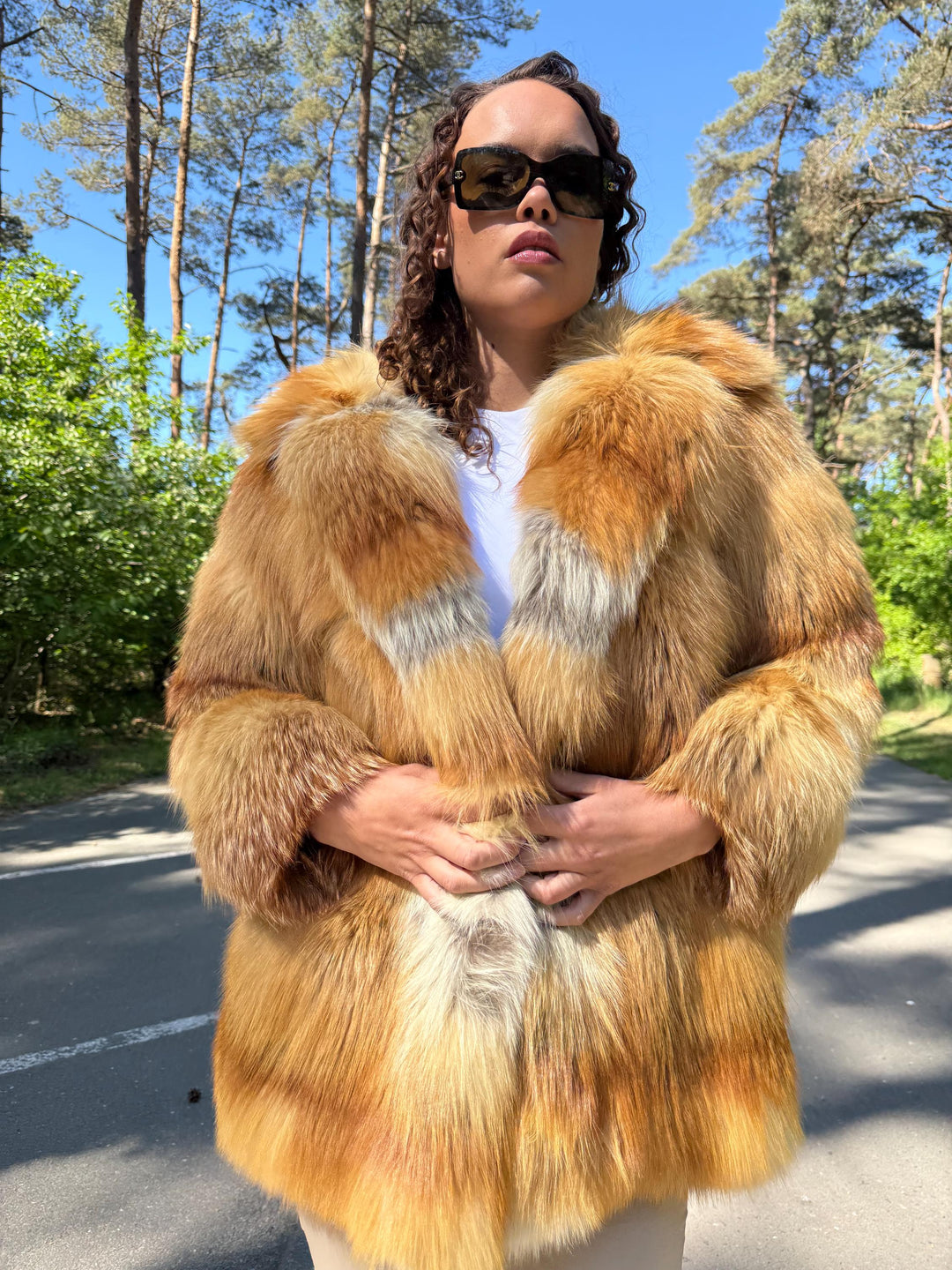 Red Canadian Fox Fur Jacket Small – Real Soft and Fluffy Fur, Natural Warmth, Vintage Style with Eye-Catching Look, Cozy & Stylish Outerwear
