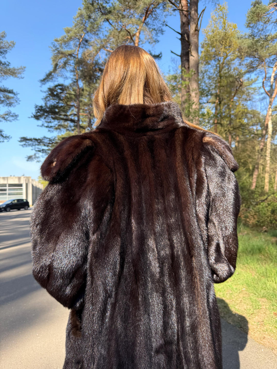 Full-Length Dark Brown Mink Coat, L/XL Size, High Quality Fur, Warm & Thick Fur Coat, Vintage Fur Coat, Real Mink Fur, Soft Brown Mink Fur