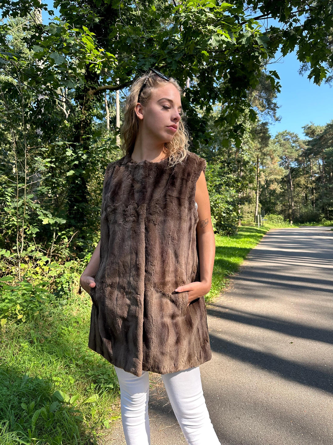 Light Brown Sheared Mink Fur Vest, Medium Size, Women's Luxury Mink Vest, Soft and Thick Genuine Mink Fur, Elegant and Stylish Outerwear