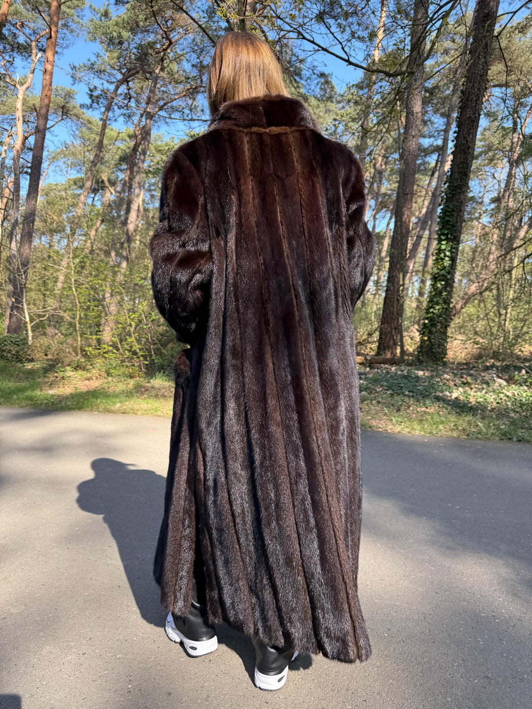 Extra Large Dark Brown Mink Coat, Long Luxury Fur Coat, Elegant Mink Fur Coat, Soft High Quality Coat, Warm & Thick Fur, Elegant Outerwear