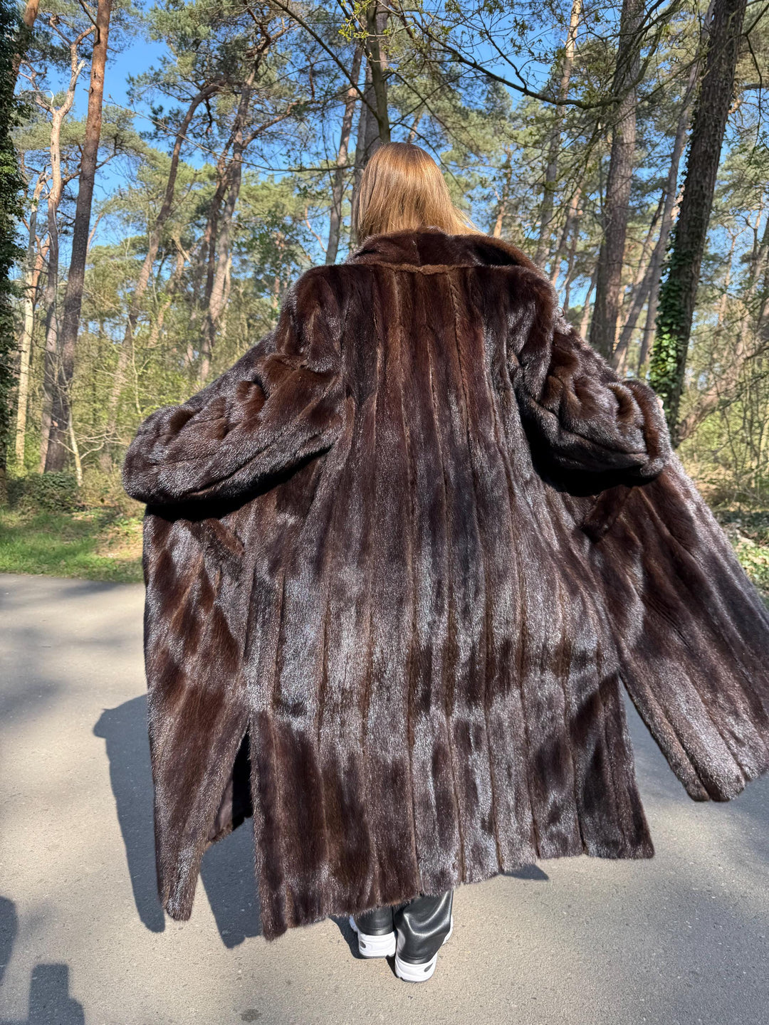 Extra Large Dark Brown Mink Coat, Long Luxury Fur Coat, Elegant Mink Fur Coat, Soft High Quality Coat, Warm & Thick Fur, Elegant Outerwear