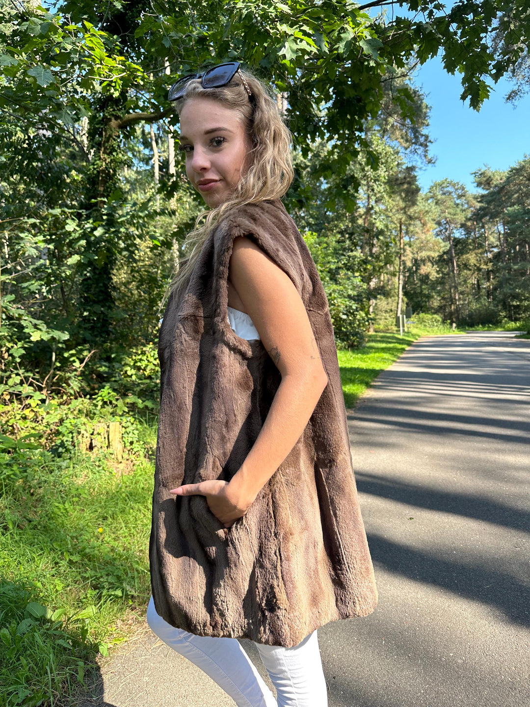 Light Brown Sheared Mink Fur Vest, Medium Size, Women's Luxury Mink Vest, Soft and Thick Genuine Mink Fur, Elegant and Stylish Outerwear