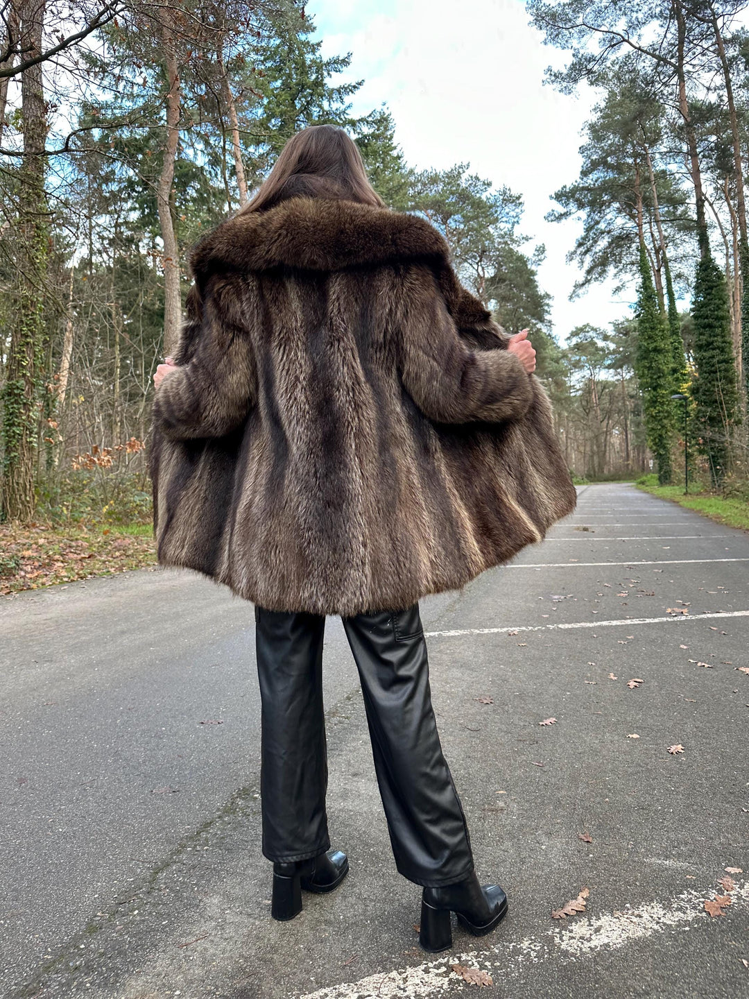 Raccoon Fur Coat, M/L Size, Light Brown Color, Real Soft Raccoon Fur, Vintage Classic Style, Elegant and Luxury Warm Fur Coat for Women