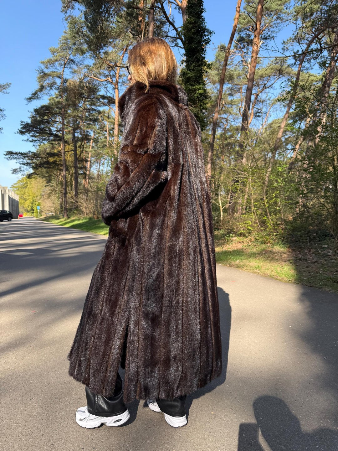 Extra Large Dark Brown Mink Coat, Long Luxury Fur Coat, Elegant Mink Fur Coat, Soft High Quality Coat, Warm & Thick Fur, Elegant Outerwear