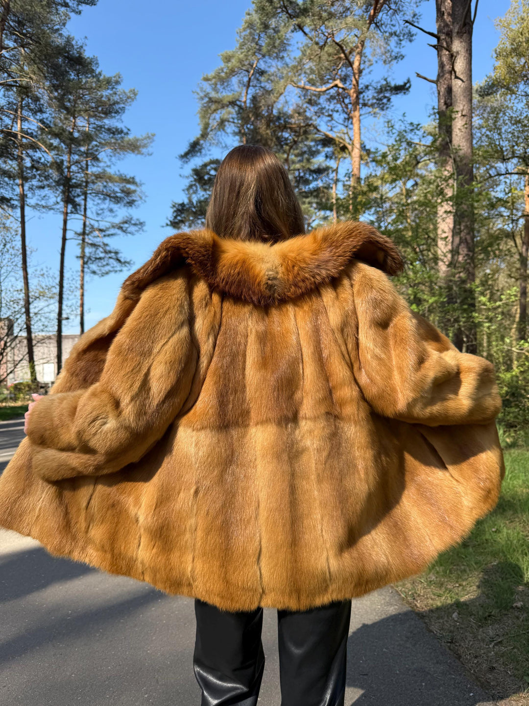 Golden Mink Fur Jacket with Soft Fox Fur Collar, Medium Size, High-Quality Fur, Luxurious and Elegant Women's Outerwear, Genuine Fox & Mink