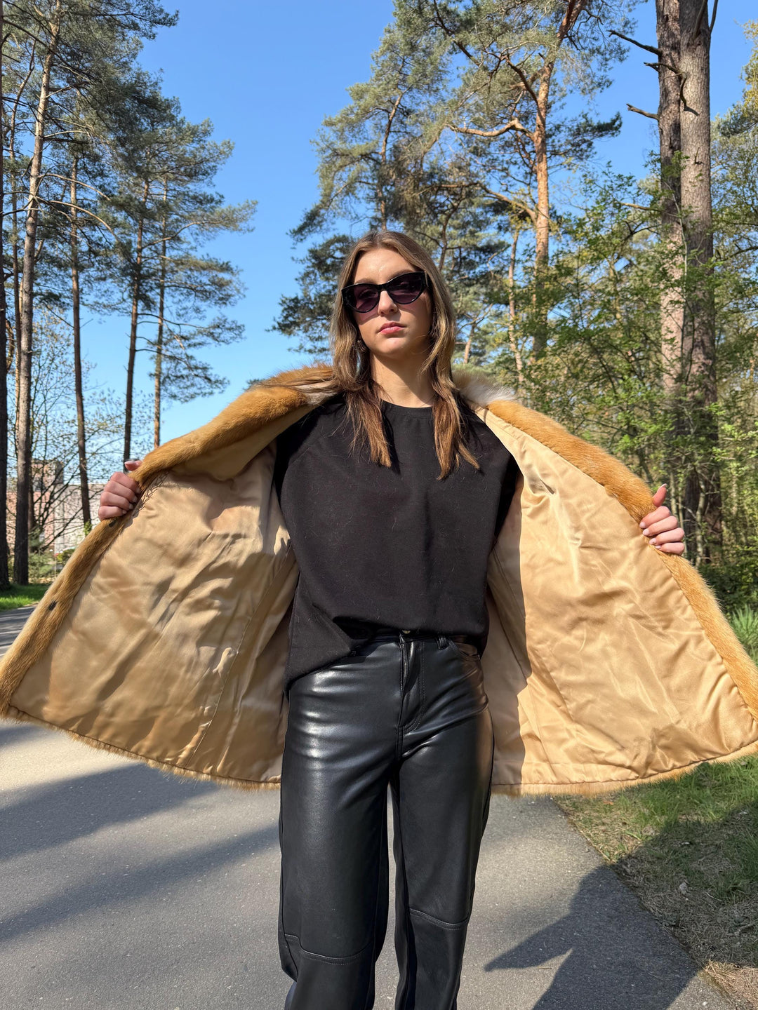 Golden Mink Fur Jacket with Soft Fox Fur Collar, Medium Size, High-Quality Fur, Luxurious and Elegant Women's Outerwear, Genuine Fox & Mink