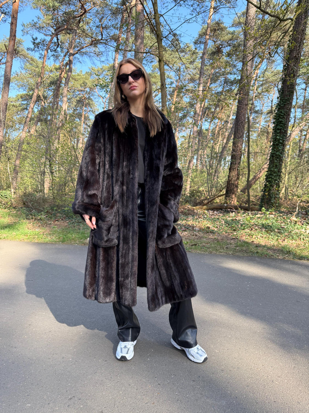 Superb Ranched Saga Mink Fur Coat, L/XL Size, Premium High Quality Fur, Luxury Women's Fur Coat, Natural Brown Fur, Soft and Thick Mink Fur