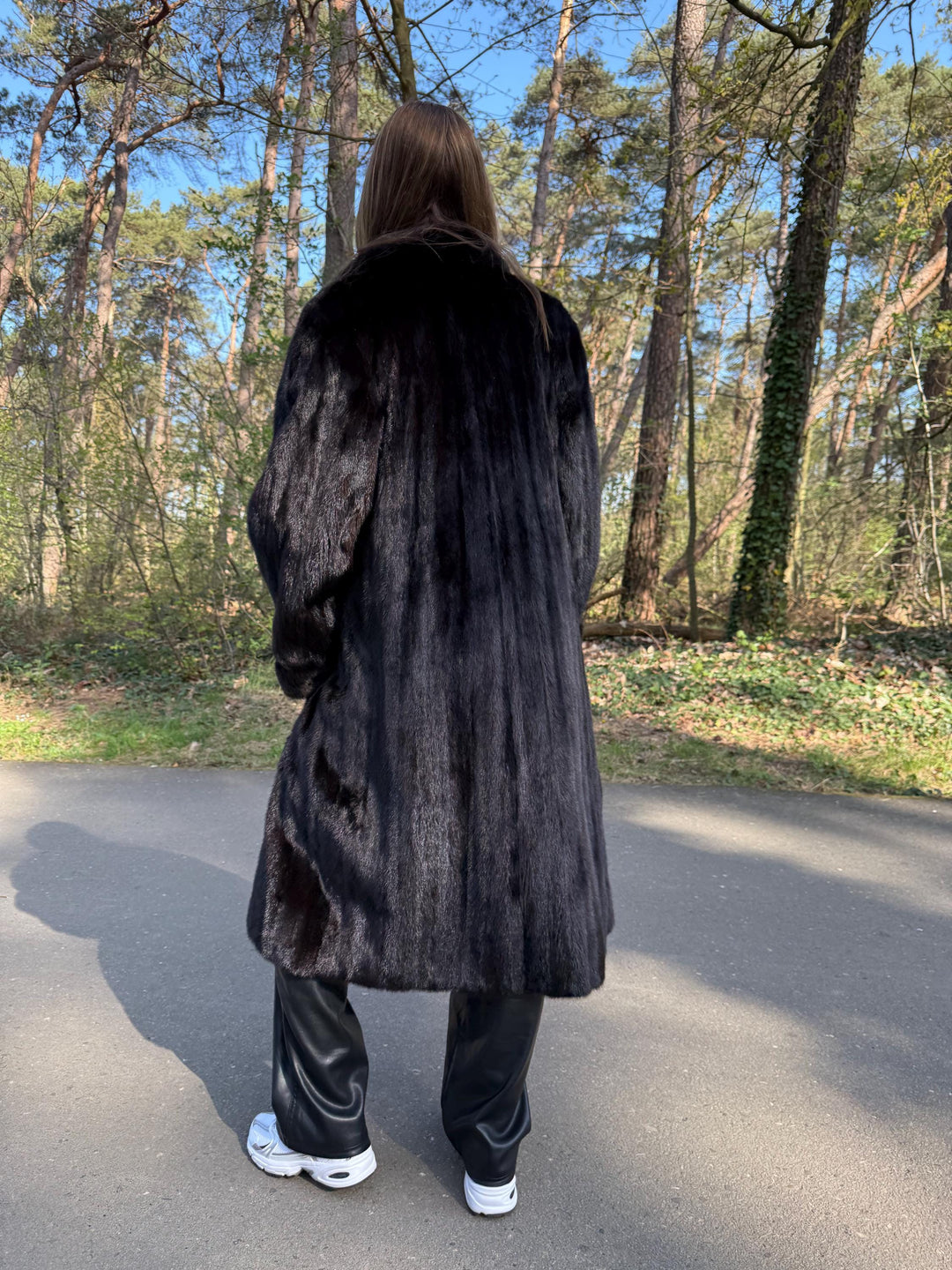 Superb Ranched Saga Mink Fur Coat, L/XL Size, Premium High Quality Fur, Luxury Women's Fur Coat, Natural Brown Fur, Soft and Thick Mink Fur