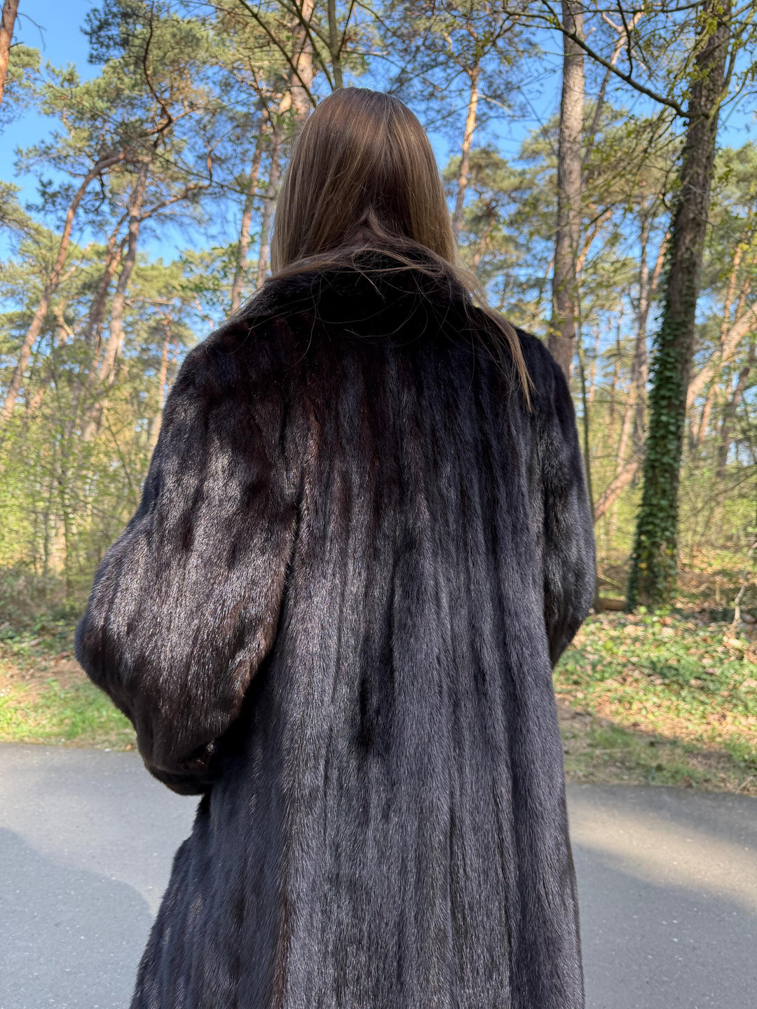 Superb Ranched Saga Mink Fur Coat, L/XL Size, Premium High Quality Fur, Luxury Women's Fur Coat, Natural Brown Fur, Soft and Thick Mink Fur