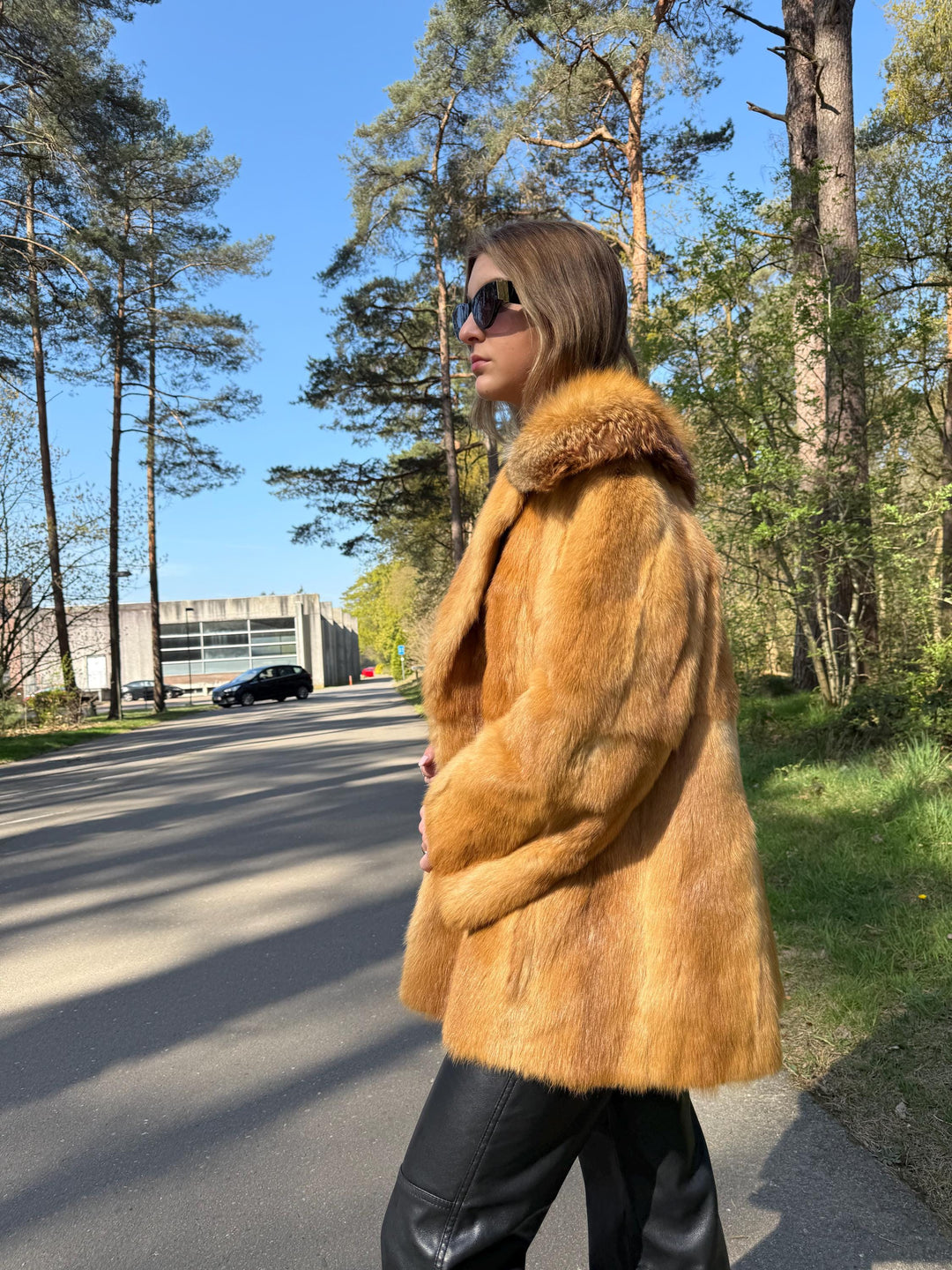 Golden Mink Fur Jacket with Soft Fox Fur Collar, Medium Size, High-Quality Fur, Luxurious and Elegant Women's Outerwear, Genuine Fox & Mink