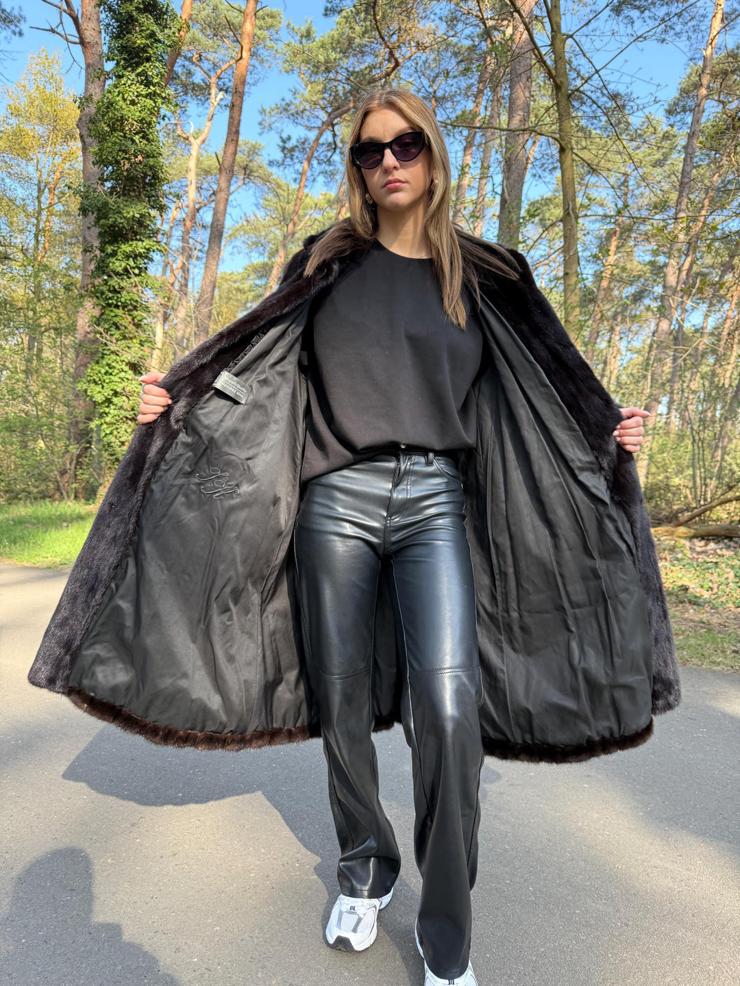 Superb Ranched Saga Mink Fur Coat, L/XL Size, Premium High Quality Fur, Luxury Women's Fur Coat, Natural Brown Fur, Soft and Thick Mink Fur