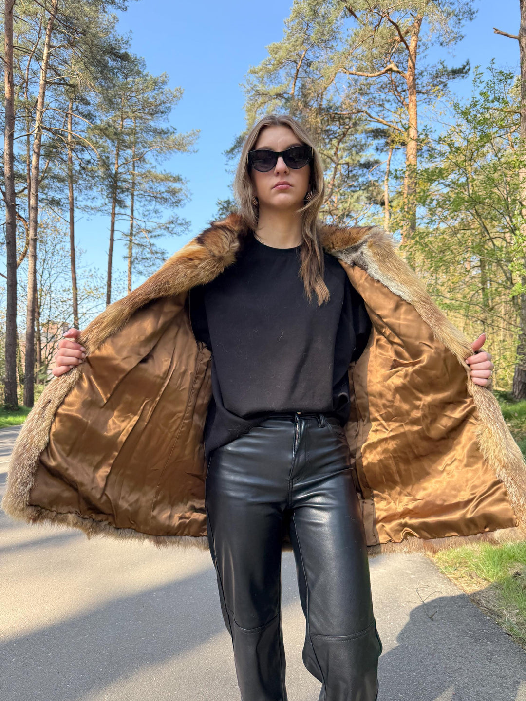 Rare Red Fox Fur Jacket with Golden Lining, Medium Size, Real Fox Fur, Soft and Luxurious, Vintage Style Women's Outerwear, Red Fox Fur Coat