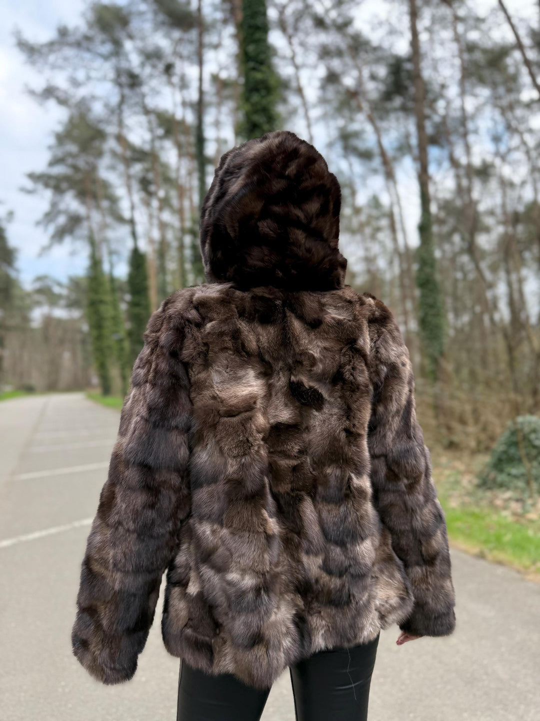 New Sable Fur Jacket with Hoodie, Medium Size, Brand New Never Used, Rich Expensive Fur Jacket, Sable Fur for Women, Premium Fur, Luxurious