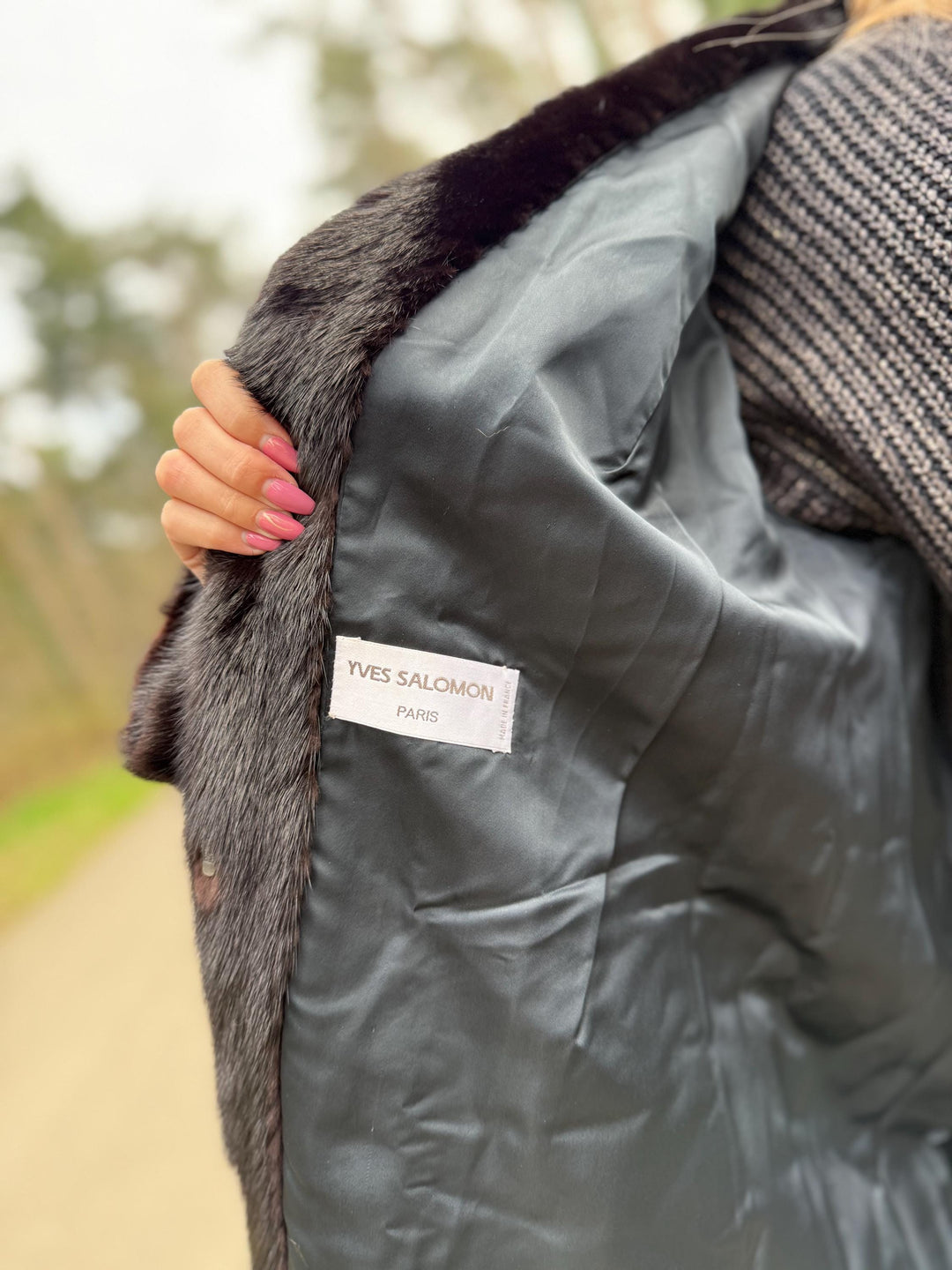 Yves Salomon Mink Fur Jacket, Real Mink Jacket in XL Size, Excellent Condition, High Quality Fur, Luxury Branded Jacket, Black Mink Fur Coat