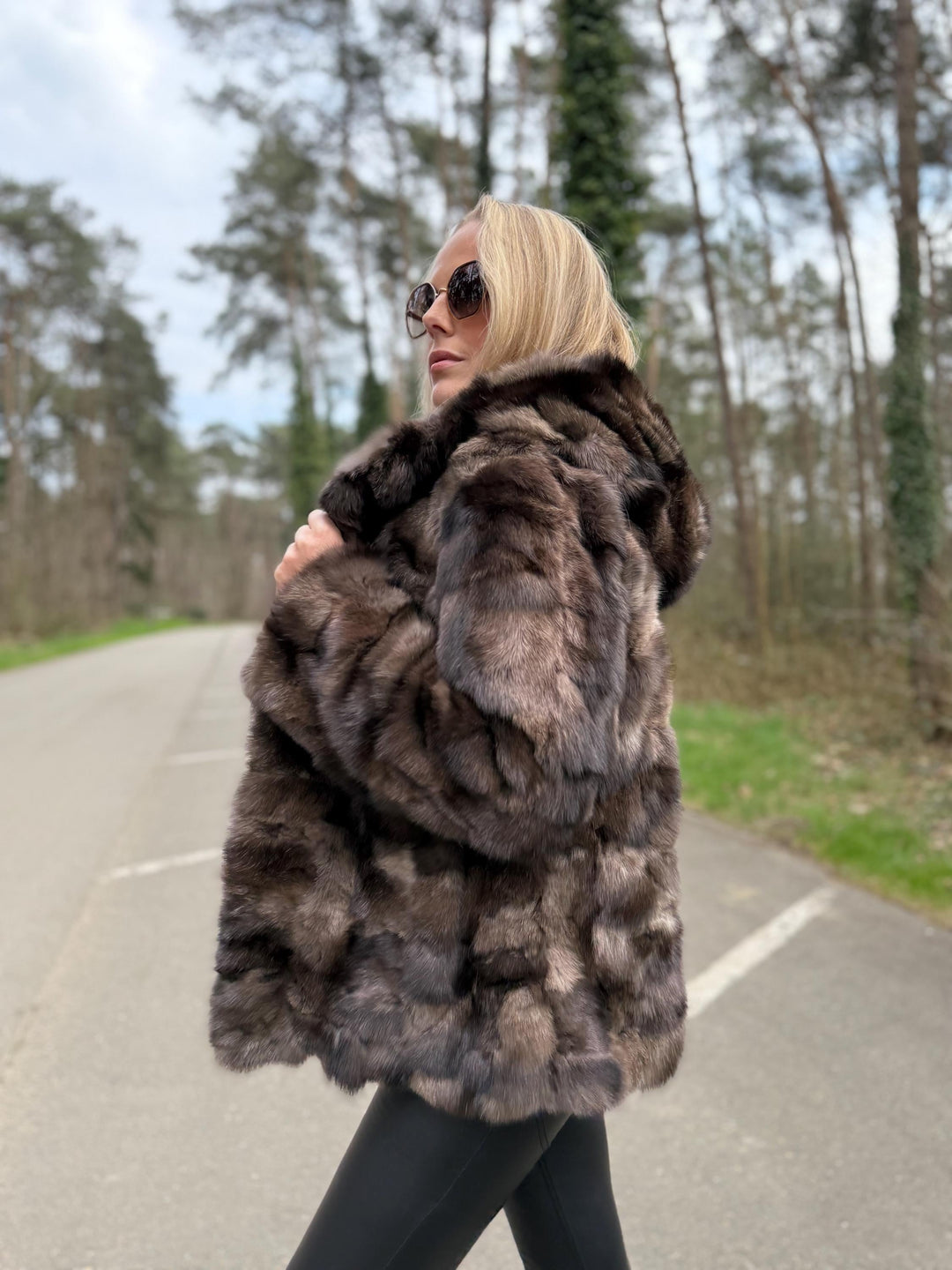 Sable Fur Jacket with Hoodie, Medium M/L Size, Brand New Never Used, Rich Expensive Fur Coat, Sable Fur for Women, Premium Fur, Custom Made