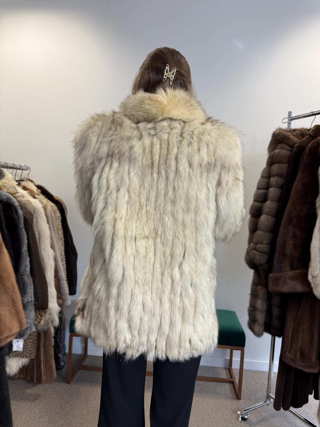 White Fox Fur Jacket, Medium Size, Saga Fox Jacket, Real Fox Fur Coat, Fox Fur Coat, Vintage Fur Coat, Women's Fur Jacket, Outlet Fur Coat