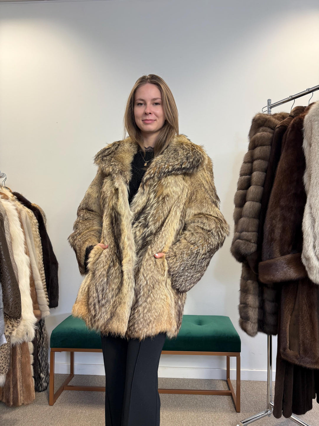 Coyote Fur Jacket, Medium Size, Real Fur Jacket, Women's Fur Jacket, Real Coyote Fur, Coyote Jacket, Vintage Fur Coat, Women's Vintage Coat