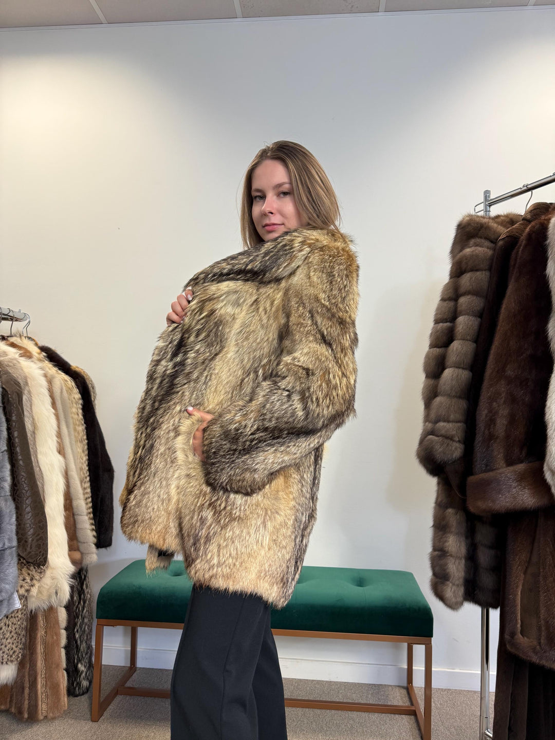 Coyote Fur Jacket, Medium Size, Real Fur Jacket, Women's Fur Jacket, Real Coyote Fur, Coyote Jacket, Vintage Fur Coat, Women's Vintage Coat