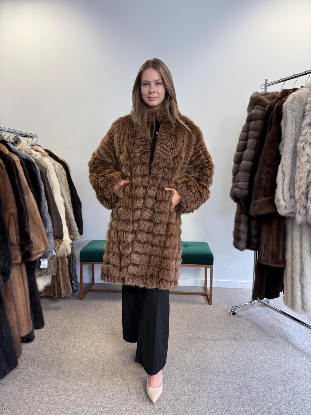 Brown Fox Fur Coat, Medium Size, Brown Fox Coat, Vintage Fur Coat, Women's Fur Coat, Real Fox Fur, Real Fox Coat, Soft Fur Coat, Fluffy Coat