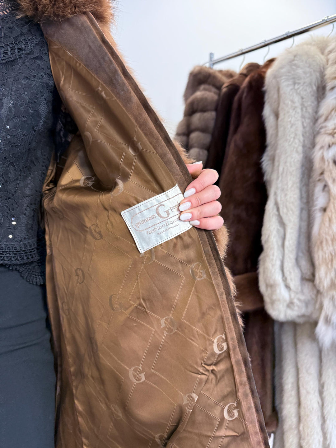 Brown Fox Fur Coat, Medium Size, Brown Fox Coat, Vintage Fur Coat, Women's Fur Coat, Real Fox Fur, Real Fox Coat, Soft Fur Coat, Fluffy Coat
