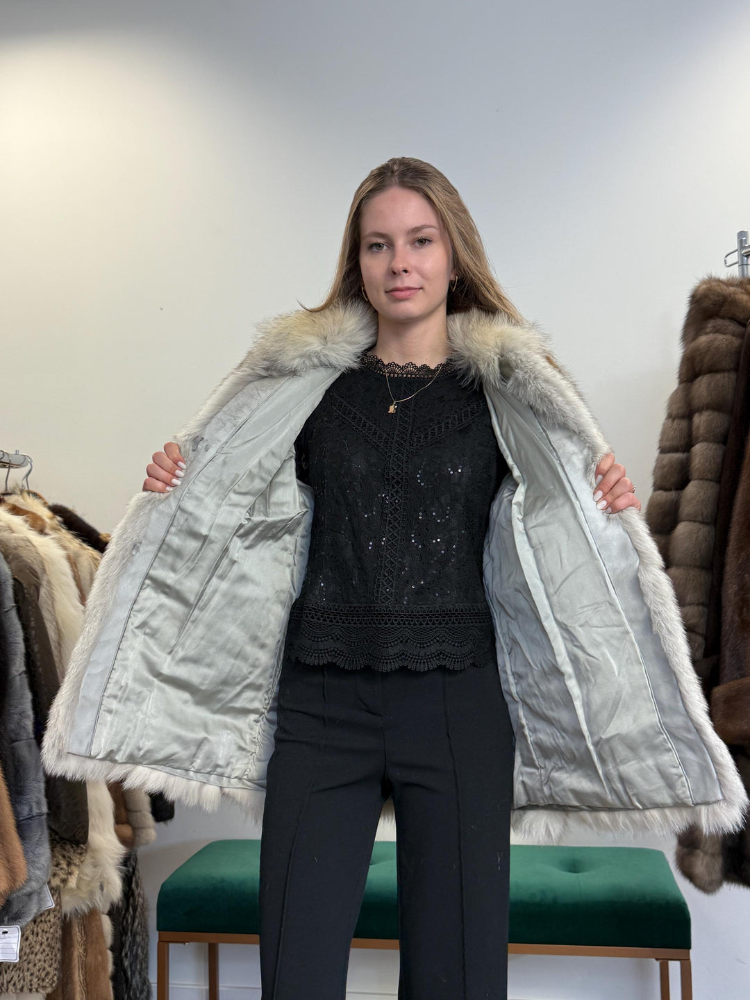 White Fox Fur Jacket, Medium Size, Blue Fox Jacket, Vintage Fur Jacket, Women's Fur Jacket, Real Fox Fur, Real Fox Jacket, Soft Fur Jacket