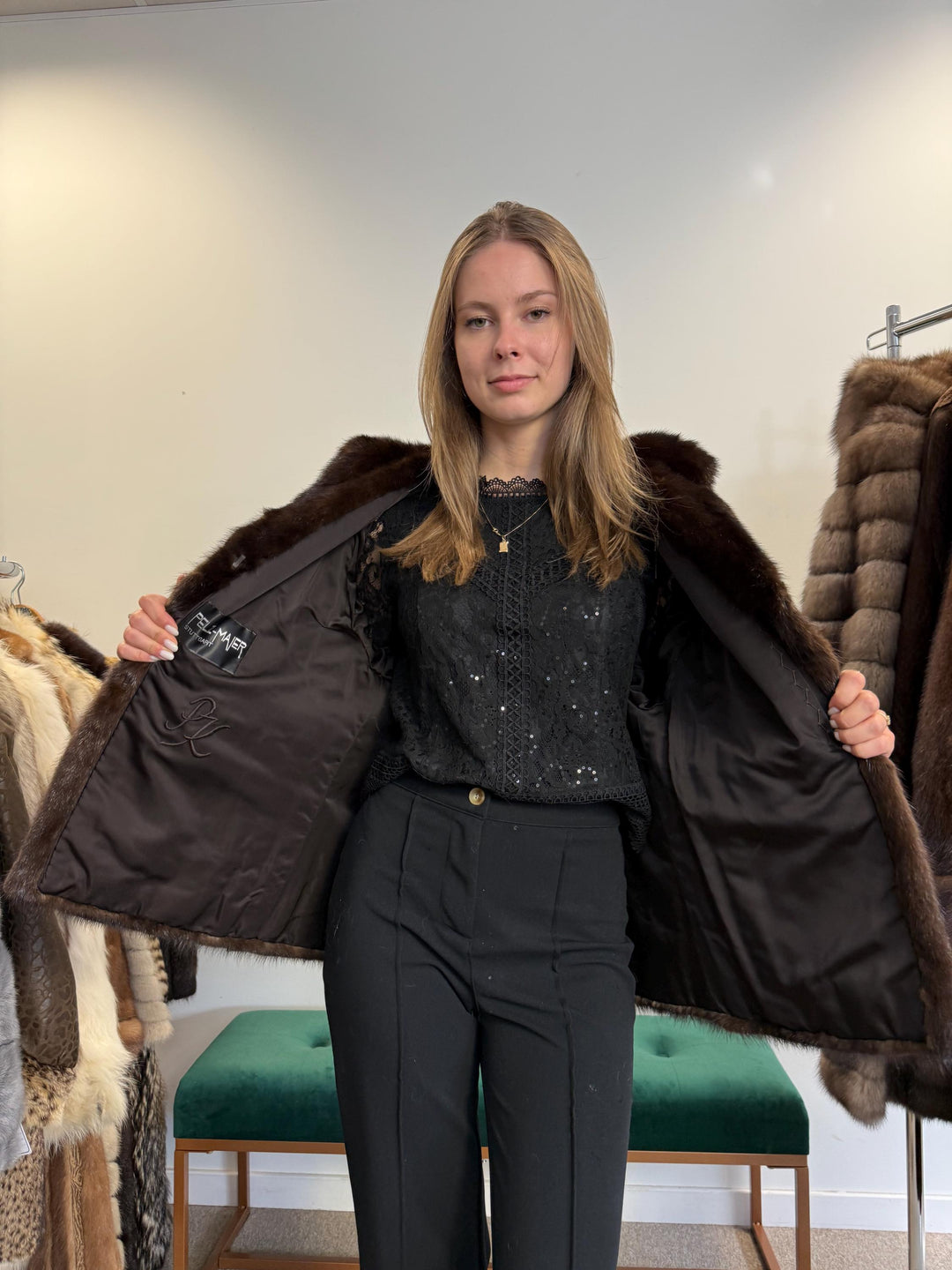 Short Mink Fur Jacket, Medium Size, Brown Mink Fur, Real Fur Jacket, Mink Jacket, Vintage Fur Jacket, Thick Mink Jacket, Women's Fur Jacket