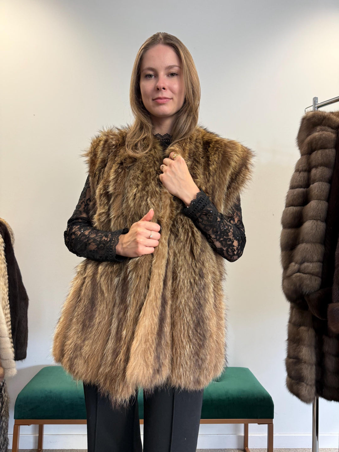 Raccoon Fur Vest, Large Size, Raccoon Vest Women, Real Fur Vest, Brown Raccoon Fur, Vintage Fur Vest, Short Fur Vest, Real Raccoon Fur Vest