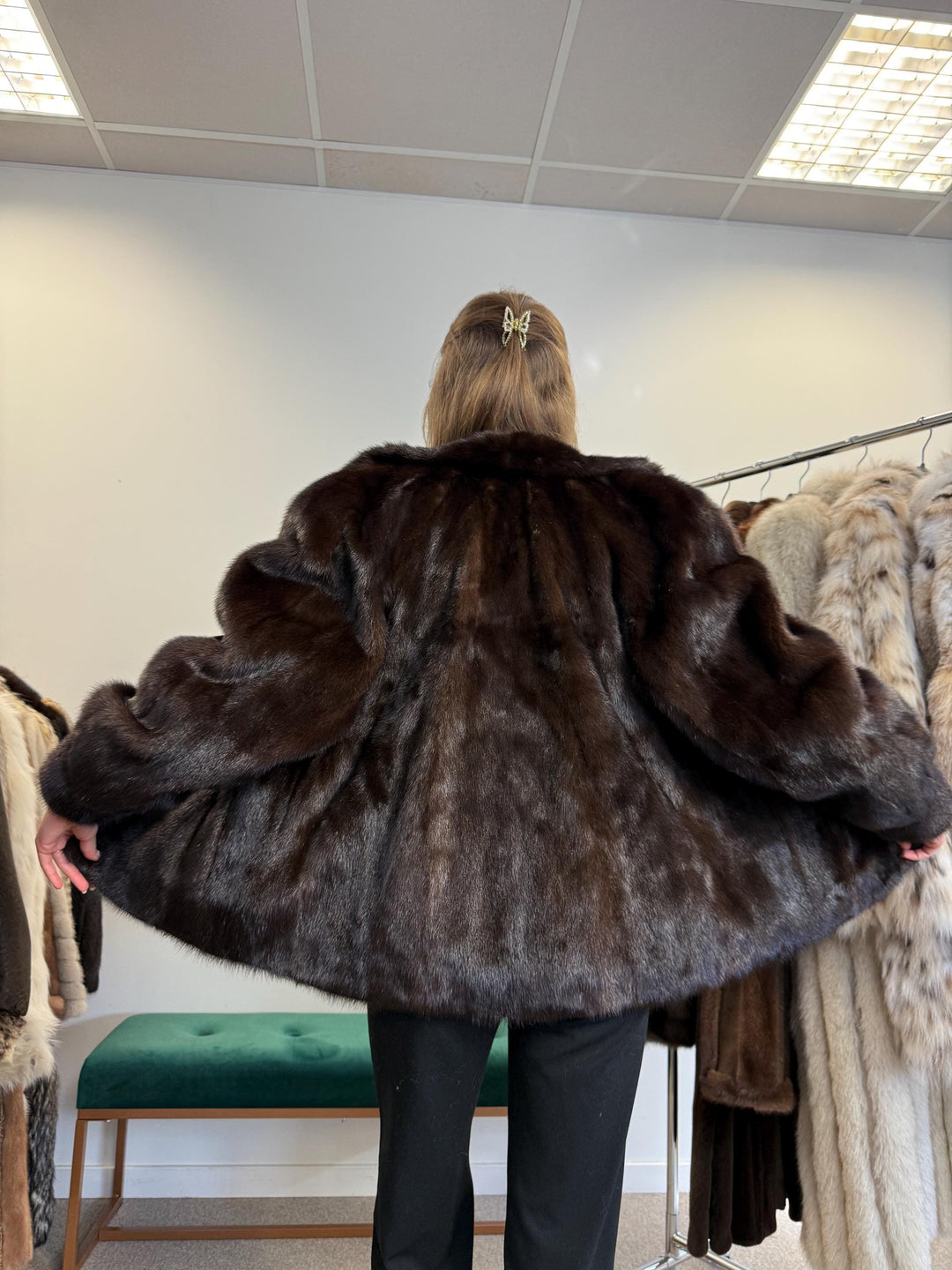 Short Mink Fur Jacket, Medium Size, Brown Mink Fur, Real Fur Jacket, Mink Jacket, Vintage Fur Jacket, Thick Mink Jacket, Women's Fur Jacket