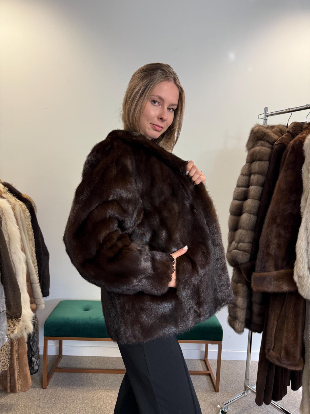Short Mink Fur Jacket, Medium Size, Brown Mink Fur, Real Fur Jacket, Mink Jacket, Vintage Fur Jacket, Thick Mink Jacket, Women's Fur Jacket