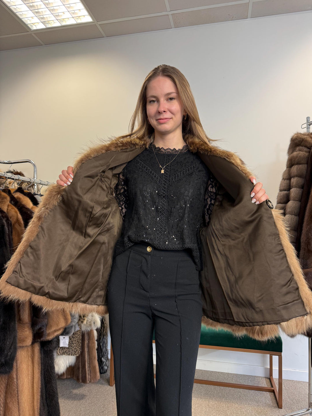 Raccoon Fur Vest, Large Size, Raccoon Vest Women, Real Fur Vest, Brown Raccoon Fur, Vintage Fur Vest, Short Fur Vest, Real Raccoon Fur Vest