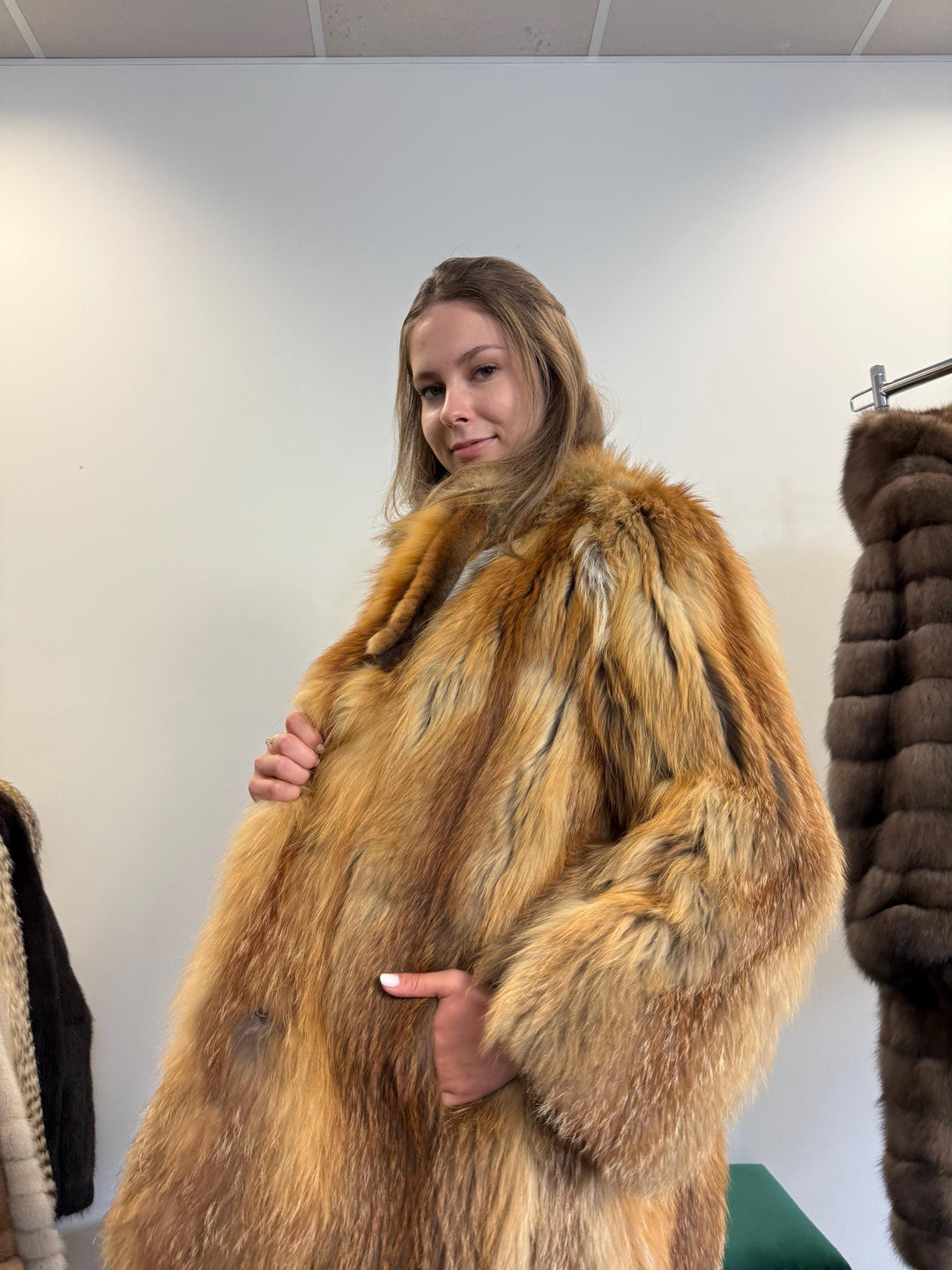 Red Fox Jacket, Medium Size, Red Fox Fur Jacket, Real Fox Fur Coat, Vintage Fur Jacket, Red Fox Coat, Short Fur Jacket, Women's Fur Jacket