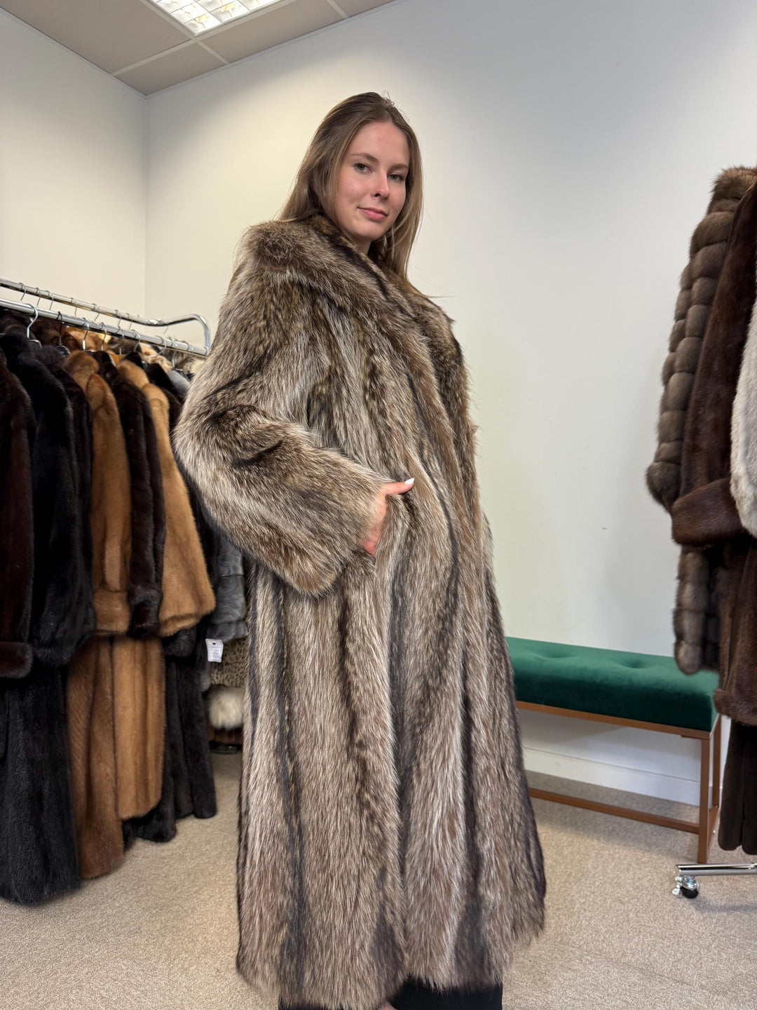 Raccoon Fur Coat, Large Size, Real Fur Coat, Raccoon Coat, Silver Raccoon Fur, Vintage Fur Coat, Soft Thick Raccoon Coat, Women's Fur Coat