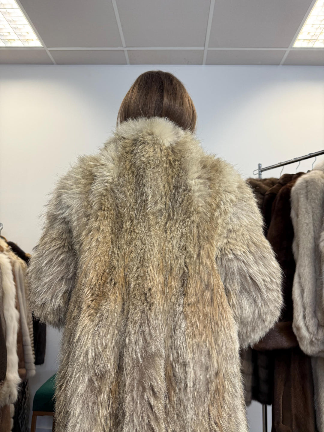 Long Coyote Fur Coat, Medium Size, Real Fur Coat, Fur Coat, Women's Fur Coat, Real Coyote Fur, Coyote Coat, Vintage Fur Coat, Long Fur Coat