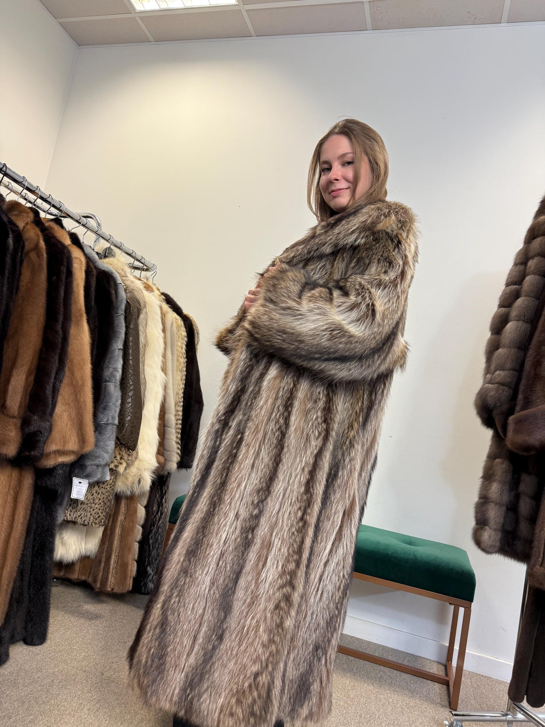 Raccoon Fur Coat, Large Size, Real Fur Coat, Raccoon Coat, Silver Raccoon Fur, Vintage Fur Coat, Soft Thick Raccoon Coat, Women's Fur Coat