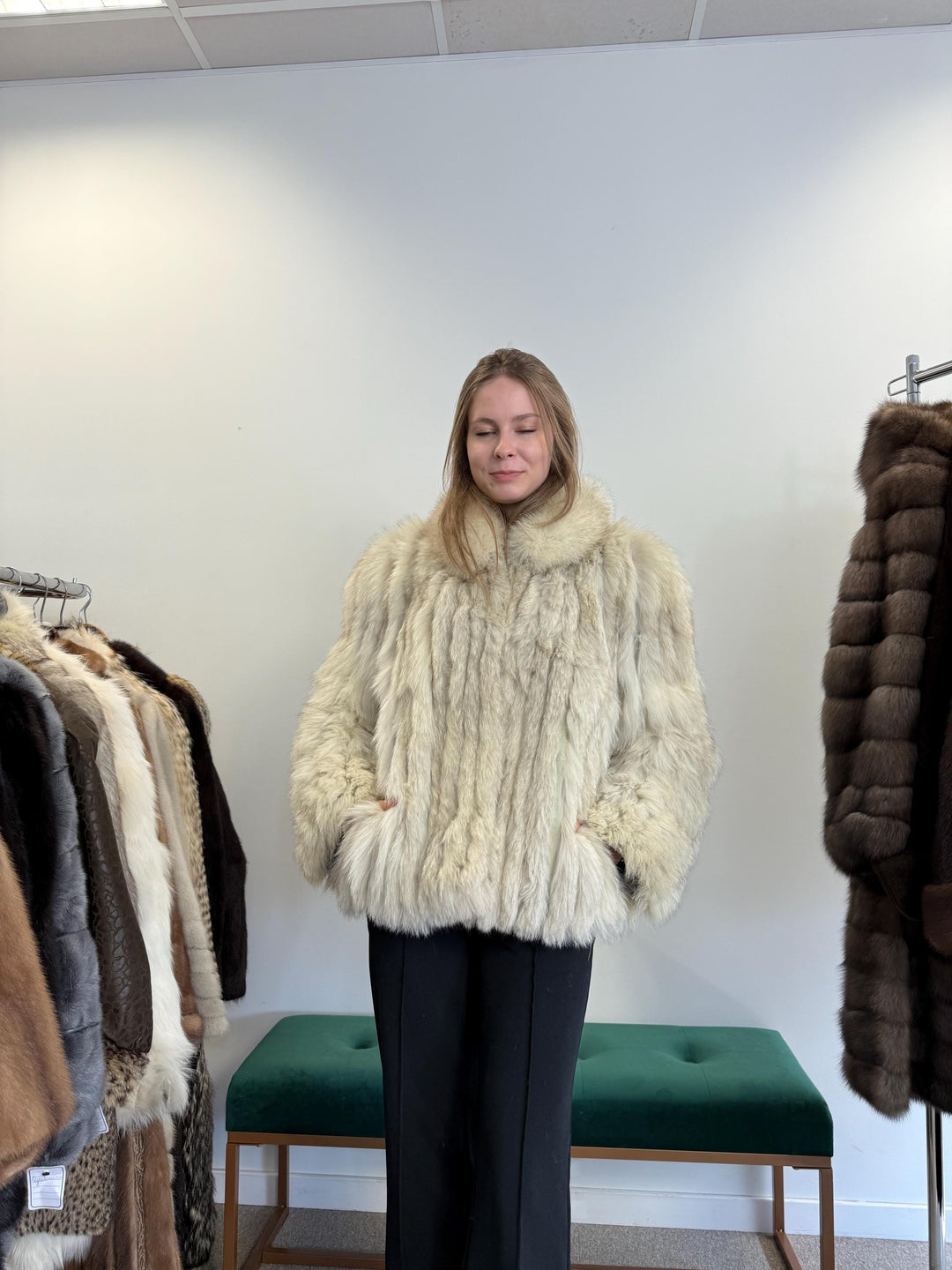 White Blue Fox Fur Jacket, Saga Fox Fur Jacket, Medium Size, Fur Jacket, Real Fox Fur, White Fox Fur Jacket, Vintage Fur Coat, Women's Coat